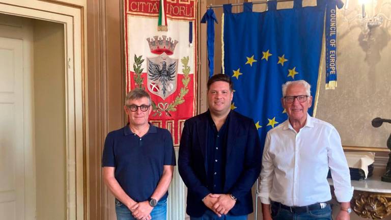 Forlì aspetta il giro d’Italia aereo Forlì aspetta il giro d’Italia aereo