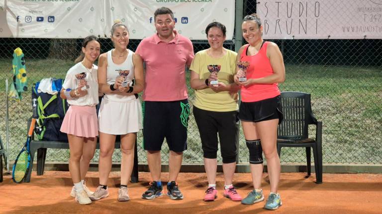 La premiazione del doppio femminile B La premiazione del doppio femminile B
