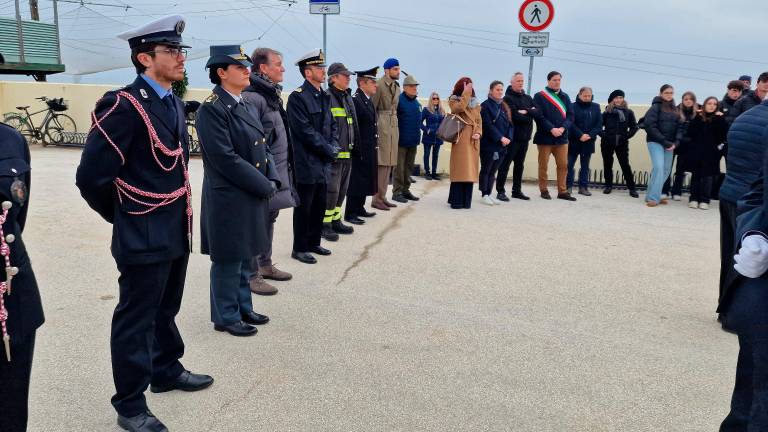 Rimini, la celebrazione del Giorno del ricordo al nuovo molo Rimini, la celebrazione del Giorno del ricordo al nuovo molo