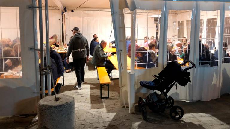 Cesenatico, “il pesce fa festa 2023”: partenza col botto VIDEO GALLERY Cesenatico, “il pesce fa festa 2023”: partenza col botto VIDEO GALLERY