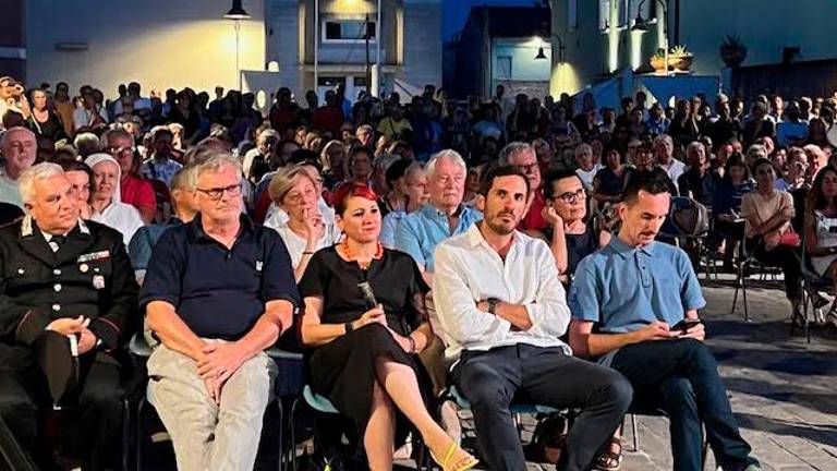 Cesenatico, oltre 400 persone ad ascoltare i messaggi di pace del cardinale Zuppi Cesenatico, oltre 400 persone ad ascoltare i messaggi di pace del cardinale Zuppi