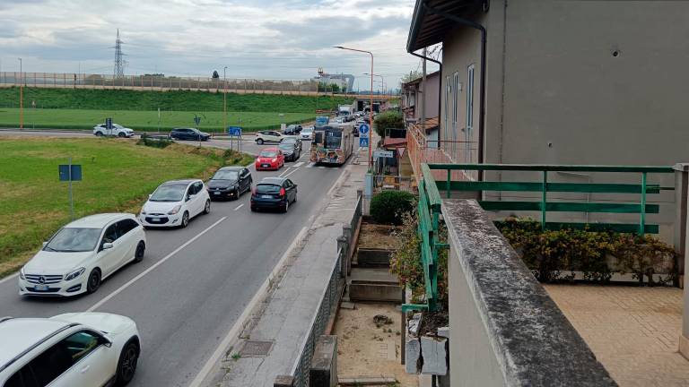 Cesena, incidente frontale sulla Cervese: traffico in tilt, una donna in ospedale Cesena, incidente frontale sulla Cervese: traffico in tilt, una donna in ospedale