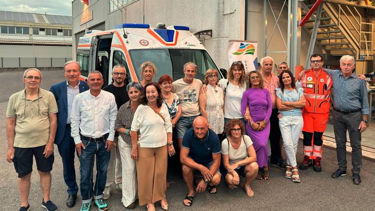 Savignano. Nuova ambulanza per la Pubblica assistenza Savignano. Nuova ambulanza per la Pubblica assistenza
