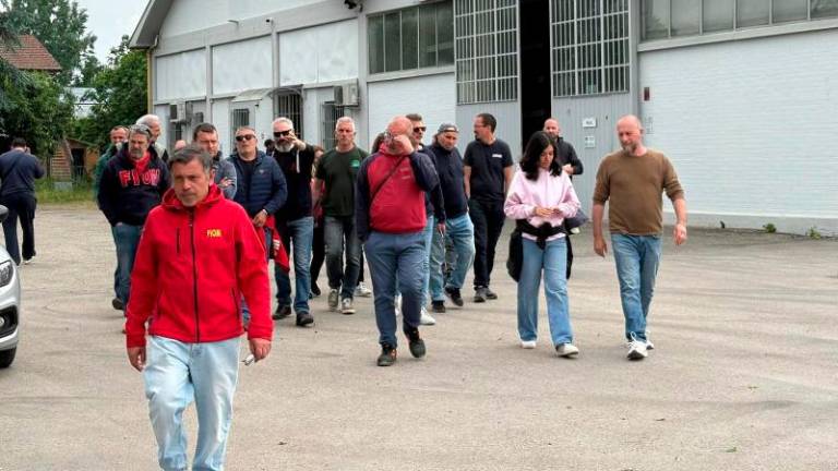 Imola, Tracmec Mordano, riparte il presidio: “Non ce ne andremo finché non saranno ritirati i licenziamenti” Imola, Tracmec Mordano, riparte il presidio: “Non ce ne andremo finché non saranno ritirati i licenziamenti”