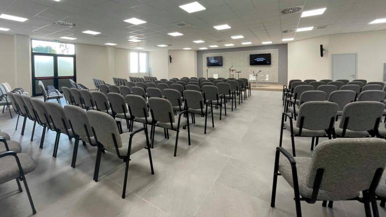 Cesenatico, i Testimoni di Geova inaugurano il loro luogo di culto rinnovato dopo mesi di lavori