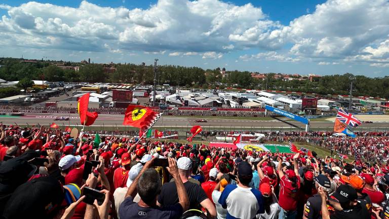 Imola Formula uno, edizione record: oltre 240mila tifosi ora si lotta perché non sia un addio VIDEO GALLERY Imola Formula uno, edizione record: oltre 240mila tifosi ora si lotta perché non sia un addio VIDEO GALLERY
