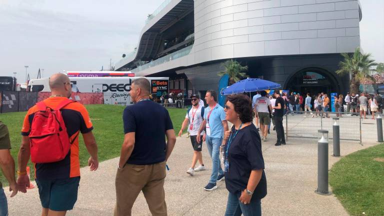 MotoGp, a Misano si accende lo spettacolo VIDEO GALLERY MotoGp, a Misano si accende lo spettacolo VIDEO GALLERY