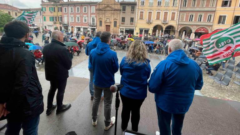 Cesena, primo maggio e trattori in piazza: la tradizione più forte del maltempo - Gallery Cesena, primo maggio e trattori in piazza: la tradizione più forte del maltempo - Gallery
