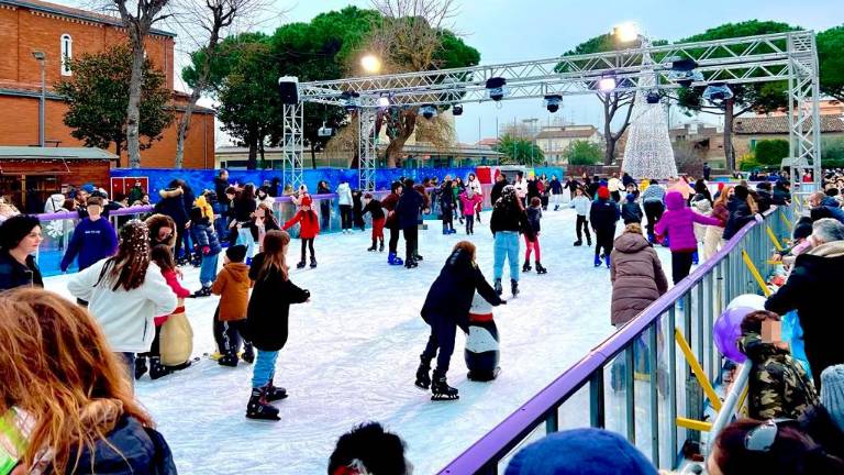 Misano on ice: dal 25 novembre torna la pista di ghiaccio in piazza della Repubblica Misano on ice: dal 25 novembre torna la pista di ghiaccio in piazza della Repubblica