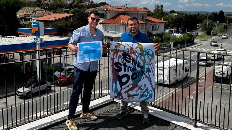 Il sindaco Filippo Sacchetti con Alex Bertozzi, presidente di “Città Viva” Il sindaco Filippo Sacchetti con Alex Bertozzi, presidente di “Città Viva”
