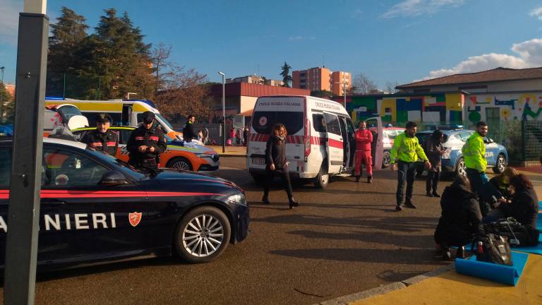 Imola, scuole Orsini nessuna sostanza rilevata dai vigili del fuoco e sabato la scuola sarà aperta Imola, scuole Orsini nessuna sostanza rilevata dai vigili del fuoco e sabato la scuola sarà aperta