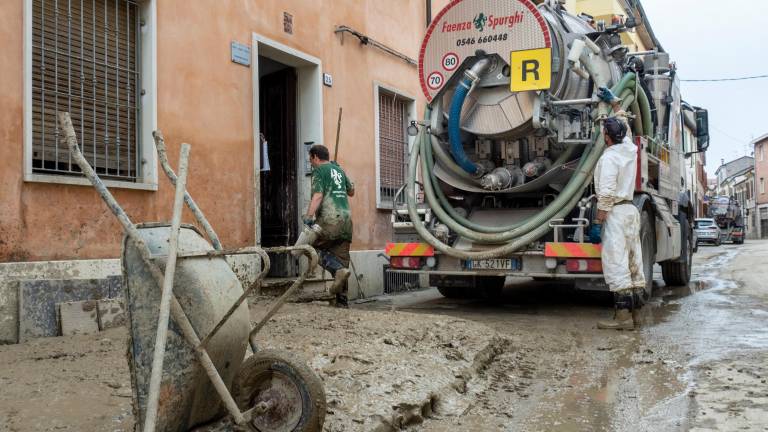 Faenza Spurghi cambia assetti e cerca tre figure professionali Faenza Spurghi cambia assetti e cerca tre figure professionali