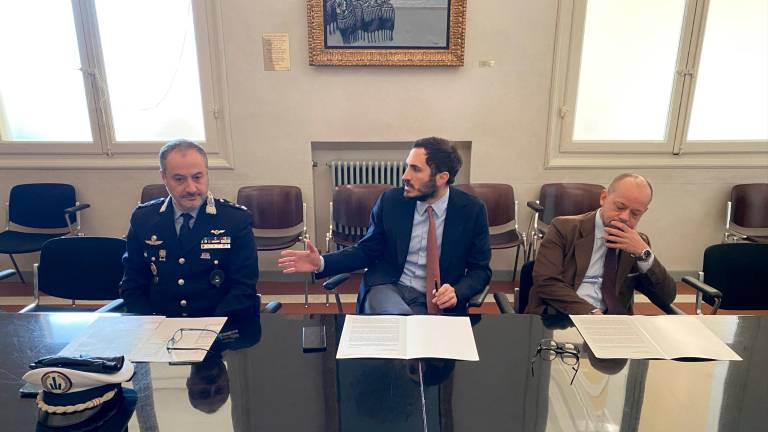 Cesena, i vigili urbani scoprono la loro data di nascita, istituiscono una nuova festa il 1° marzo e intitolano la sede all’eroe Fiorini Cesena, i vigili urbani scoprono la loro data di nascita, istituiscono una nuova festa il 1° marzo e intitolano la sede all’eroe Fiorini