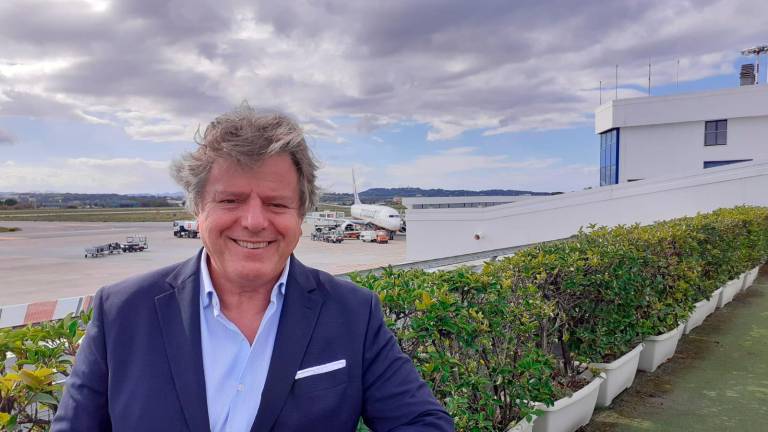 Gianni Indino all’aeroporto di Rimini Gianni Indino all’aeroporto di Rimini