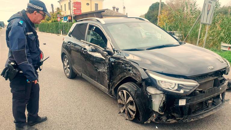 Rimini. Grave incidente sulla Marecchiese, un motociclista ricoverato a Cesena Rimini. Grave incidente sulla Marecchiese, un motociclista ricoverato a Cesena