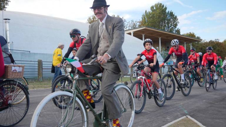 Ravenna, inaugurato il bike park all’ex Ippodromo. “Sarà un centro polisportivo” Ravenna, inaugurato il bike park all’ex Ippodromo. “Sarà un centro polisportivo”