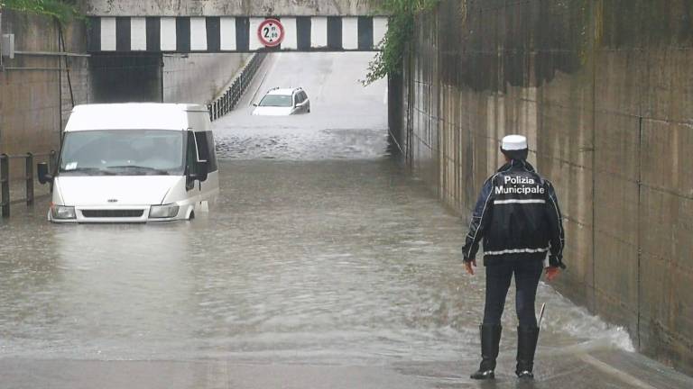 Maltempo a Cervia, strade chiuse e disagi Maltempo a Cervia, strade chiuse e disagi