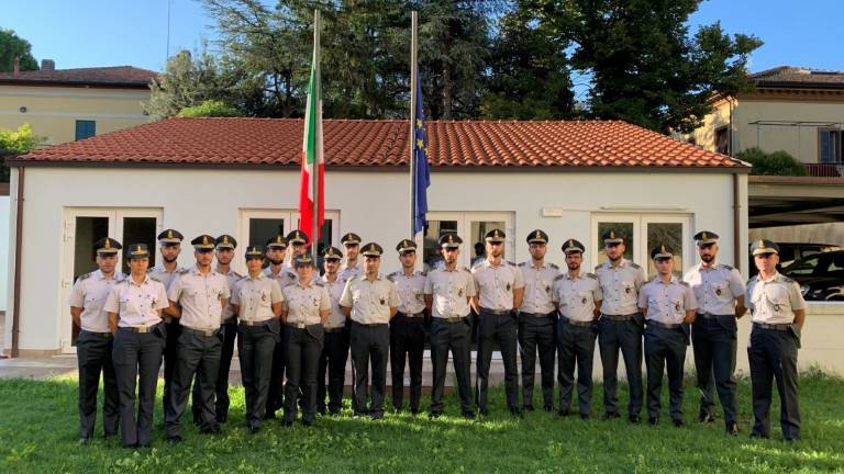 Da oggi 21 marescialli allievi della Finanza al lavoro a Ravenna Da oggi 21 marescialli allievi della Finanza al lavoro a Ravenna