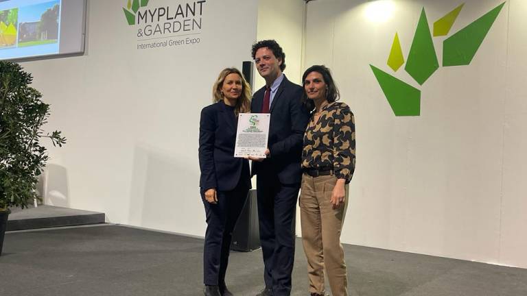 Il Comune di Rimini premiato a Milano per il Bosco dei nomi Il Comune di Rimini premiato a Milano per il Bosco dei nomi