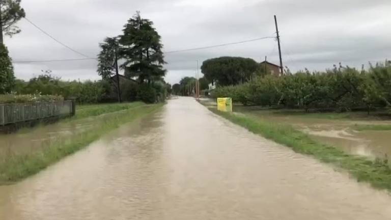 Cesena, via Boscone e via Ravennate come un fiume VIDEO Cesena, via Boscone e via Ravennate come un fiume VIDEO