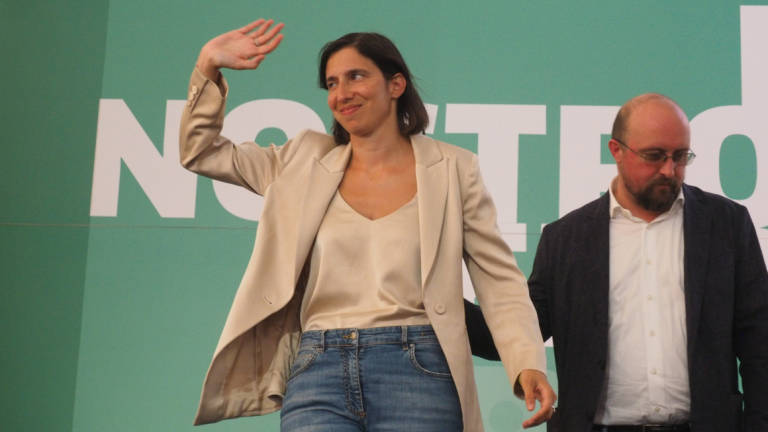 Ravenna. Elly Schlein schiera il Pd contro la precarietà del lavoro: Sostenere il potere d'acquisto delle famiglie Ravenna. Elly Schlein schiera il Pd contro la precarietà del lavoro: Sostenere il potere d'acquisto delle famiglie