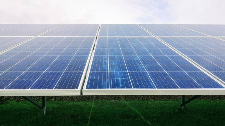 Illuminazione, fotovoltaico e wi-fi: il piano a impatto zero di Cesena Illuminazione, fotovoltaico e wi-fi: il piano a impatto zero di Cesena
