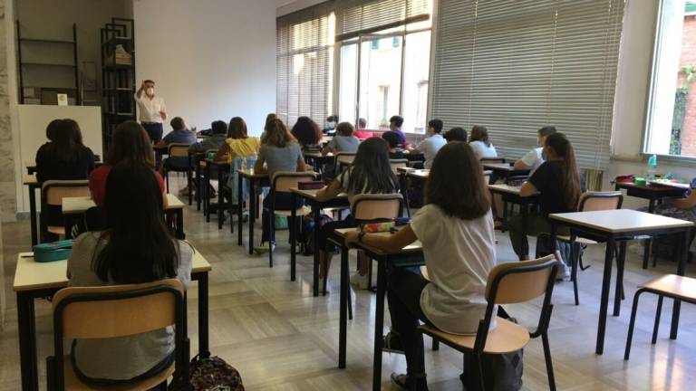 Scuola Emilia-Romagna. La Regione apre ai sanificatori dell'aria in aula Scuola Emilia-Romagna. La Regione apre ai sanificatori dell'aria in aula