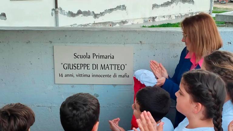 Foto dal profilo Facebook della sindaca Gessica Allegni Foto dal profilo Facebook della sindaca Gessica Allegni