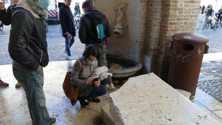 Rimini. «Bancone della vecchia pescheria rotto, la verità dalle telecamere» Rimini. «Bancone della vecchia pescheria rotto, la verità dalle telecamere»