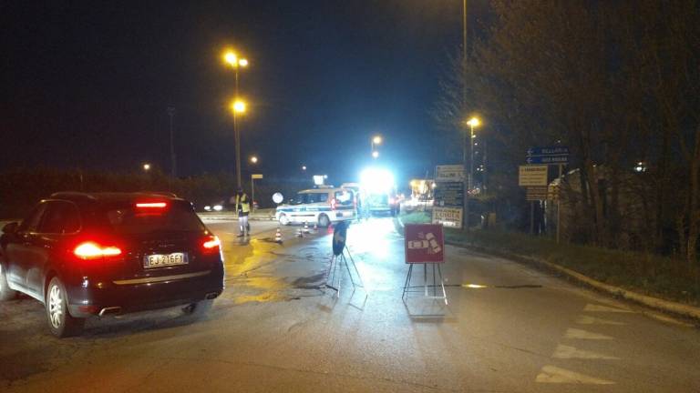 Sos gasolio in strada tra San Mauro Mare e Sala di Cesenatico Sos gasolio in strada tra San Mauro Mare e Sala di Cesenatico