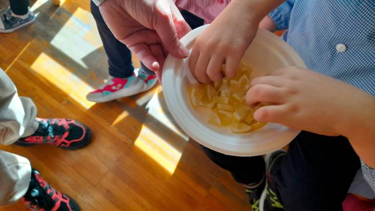 Favole e frutta: fantasia e benessere per i bambini di Savignano, Gatteo e San Mauro Pascoli