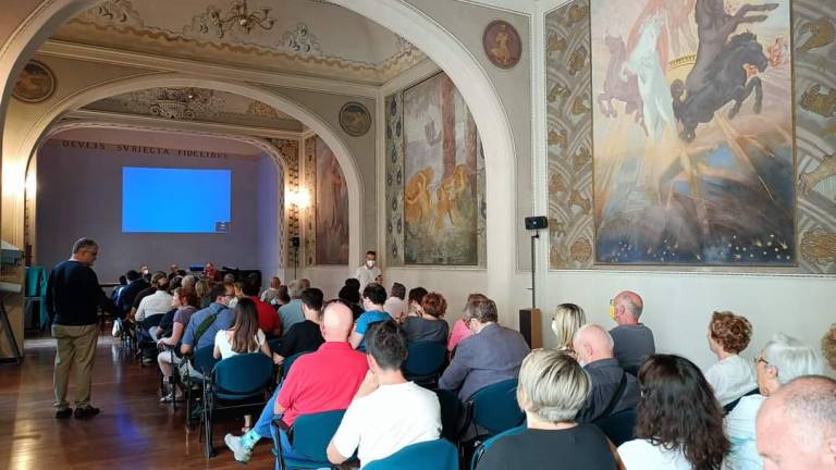 Faenza, lo spostamento del Liceo Classico fa discutere Faenza, lo spostamento del Liceo Classico fa discutere