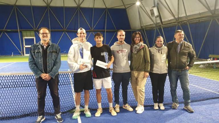 Tennis, Naso detta legge nella finale di Sarsina