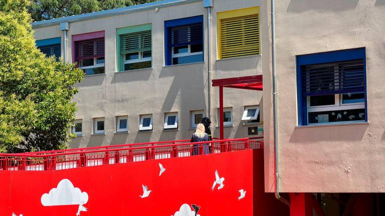 Vapori “ignoti” e malori: evacuata una scuola elementare a Cesena GALLERY Vapori “ignoti” e malori: evacuata una scuola elementare a Cesena GALLERY