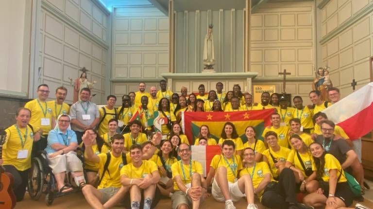 Rimini, ecco il primo contingente alla Gmg di Lisbona da papa Francesco Rimini, ecco il primo contingente alla Gmg di Lisbona da papa Francesco