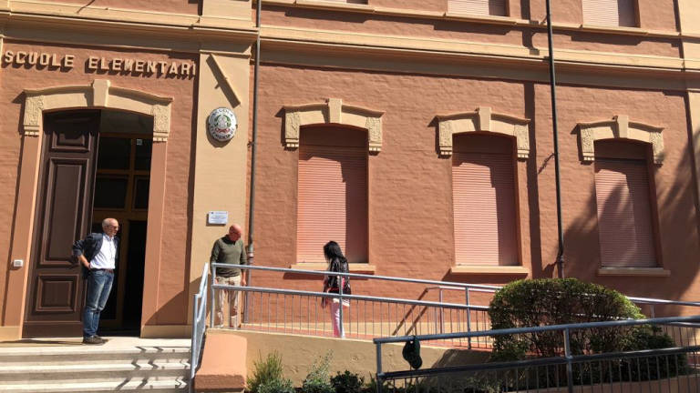 Scuole, sopralluogo della sindaca a Riccione Paese e via Cairoli Scuole, sopralluogo della sindaca a Riccione Paese e via Cairoli