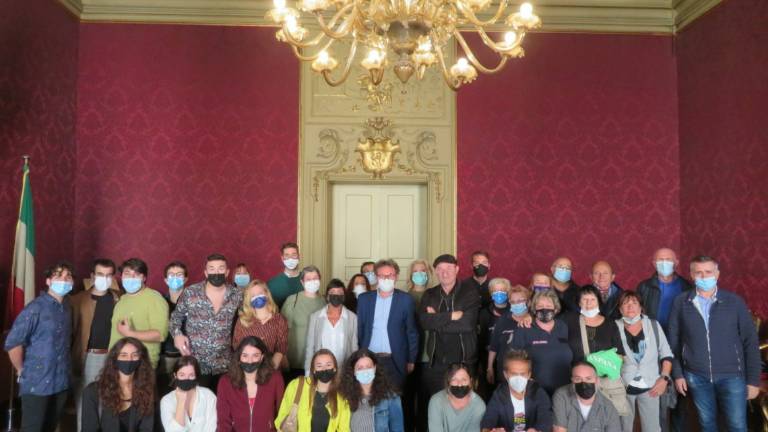 Faenza, i complimenti del sindaco Isola allo staff del Mei Faenza, i complimenti del sindaco Isola allo staff del Mei