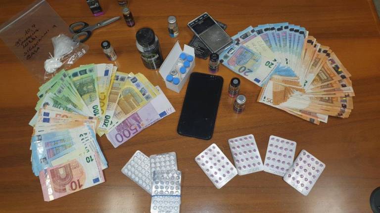 Riccione, spaccio di cocaina e sostanze dopanti: arrestato dai carabinieri Riccione, spaccio di cocaina e sostanze dopanti: arrestato dai carabinieri