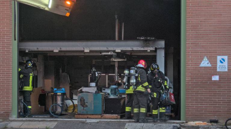 Ravenna, incendio alla Facoltà di Scienze Ambientali - Gallery Ravenna, incendio alla Facoltà di Scienze Ambientali - Gallery