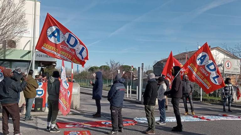 Cesena, grave attacco di Aster Coop alle rappresentanze sindacali: sabato manifestazione al Lungosavio Cesena, grave attacco di Aster Coop alle rappresentanze sindacali: sabato manifestazione al Lungosavio