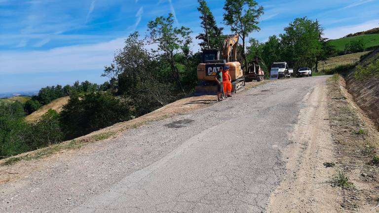 Modigliana, Sp21, in corso i lavori strutturali a Monte Trebbio. Il sindaco: “Si chiude un lunghissimo iter burocratico” Modigliana, Sp21, in corso i lavori strutturali a Monte Trebbio. Il sindaco: “Si chiude un lunghissimo iter burocratico”