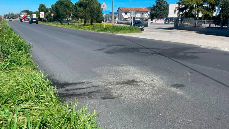 Le tracce lasciate a terra dall’incidente Le tracce lasciate a terra dall’incidente