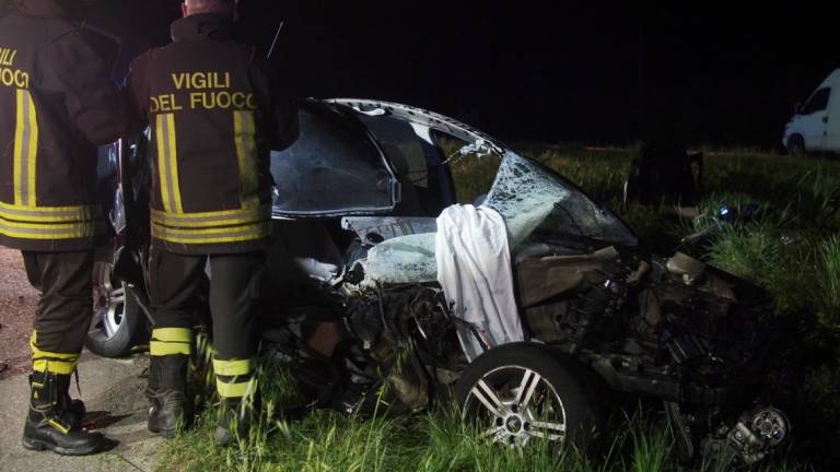 Cotignola, incidente stradale: un ferito gravissimo dopo un terribile urto con un trattore Cotignola, incidente stradale: un ferito gravissimo dopo un terribile urto con un trattore