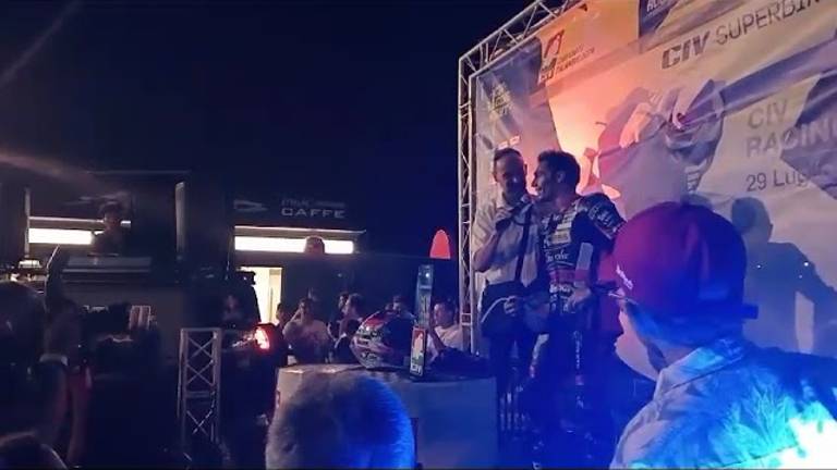 Superbike, Pirro trionfa al Civ di Misano: Dedicato alla gente che mi fa sentire a casa VIDEO Superbike, Pirro trionfa al Civ di Misano: Dedicato alla gente che mi fa sentire a casa VIDEO