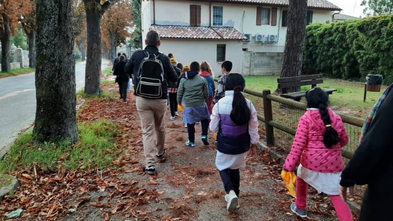Cervia, è ripartito il piedibus per la scuola Cervia, è ripartito il piedibus per la scuola
