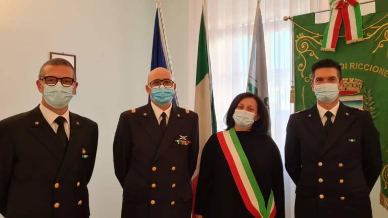 Riccione, il saluto al luogotenente Marinelli e il benvenuto a Russo Riccione, il saluto al luogotenente Marinelli e il benvenuto a Russo