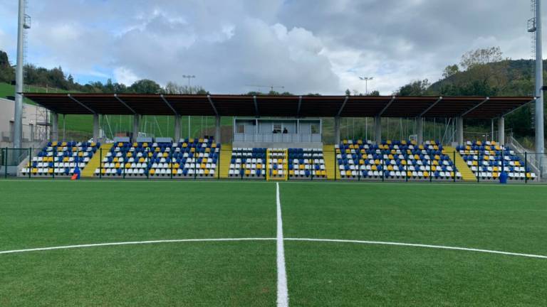 Calcio, San Marino: una copertura per la tribuna di Acquaviva Calcio, San Marino: una copertura per la tribuna di Acquaviva