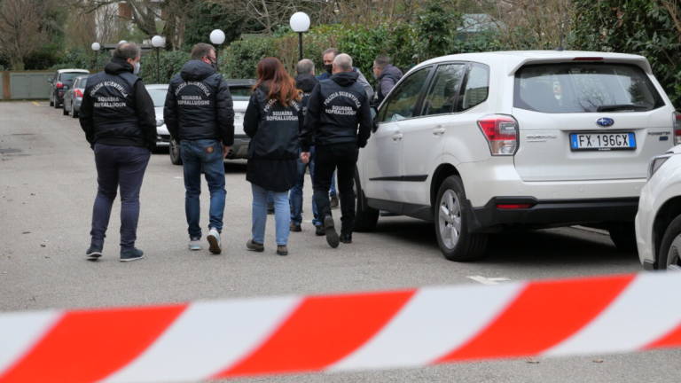 Omicidio Ilenia, parla la famiglia dell'ex: Non è lui il mandante Omicidio Ilenia, parla la famiglia dell'ex: Non è lui il mandante