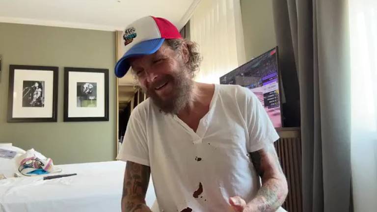 Jovanotti dall'albergo di Castrocaro: La Romagna ha un ruolo importante nella mia vita VIDEO Jovanotti dall'albergo di Castrocaro: La Romagna ha un ruolo importante nella mia vita VIDEO
