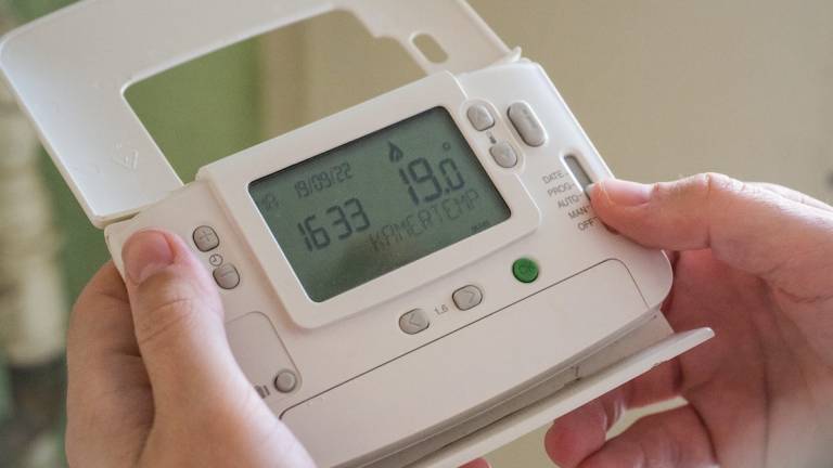 Anche Rimini accende i termosifoni dal 2 novembre Anche Rimini accende i termosifoni dal 2 novembre